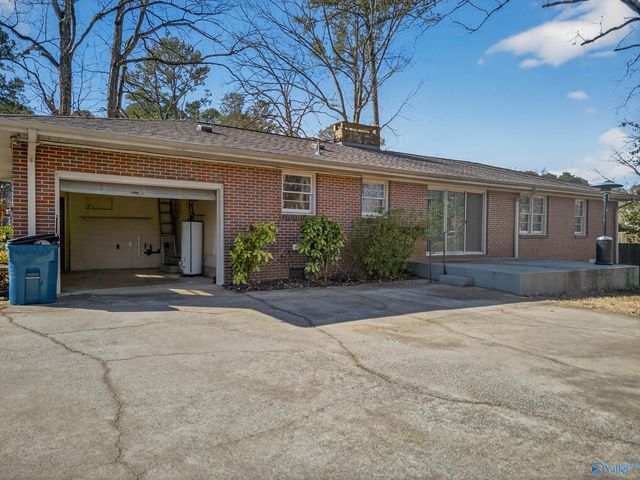 102 Ilene Street, Rainbow City, AL 35906