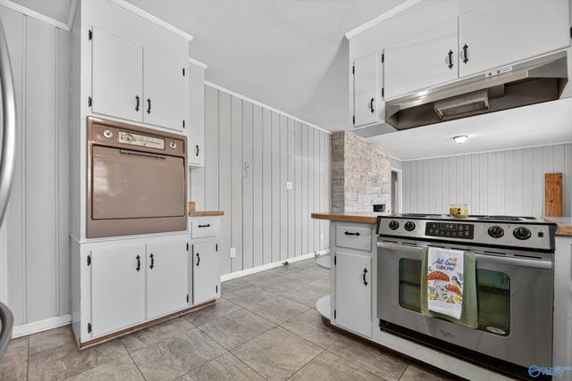 102 Ilene Street, Rainbow City, AL 35906