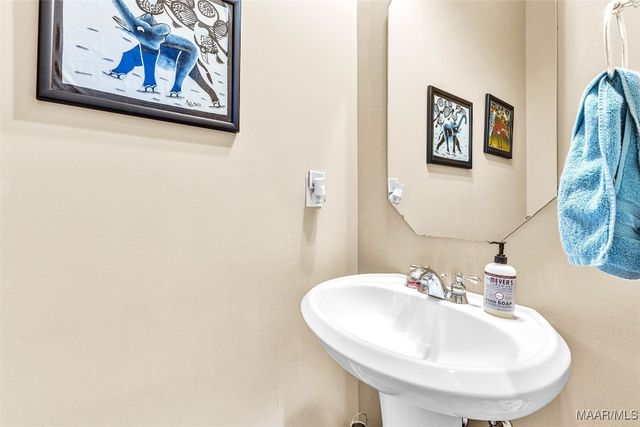 100 Gresham Drive, Millbrook, AL 36054