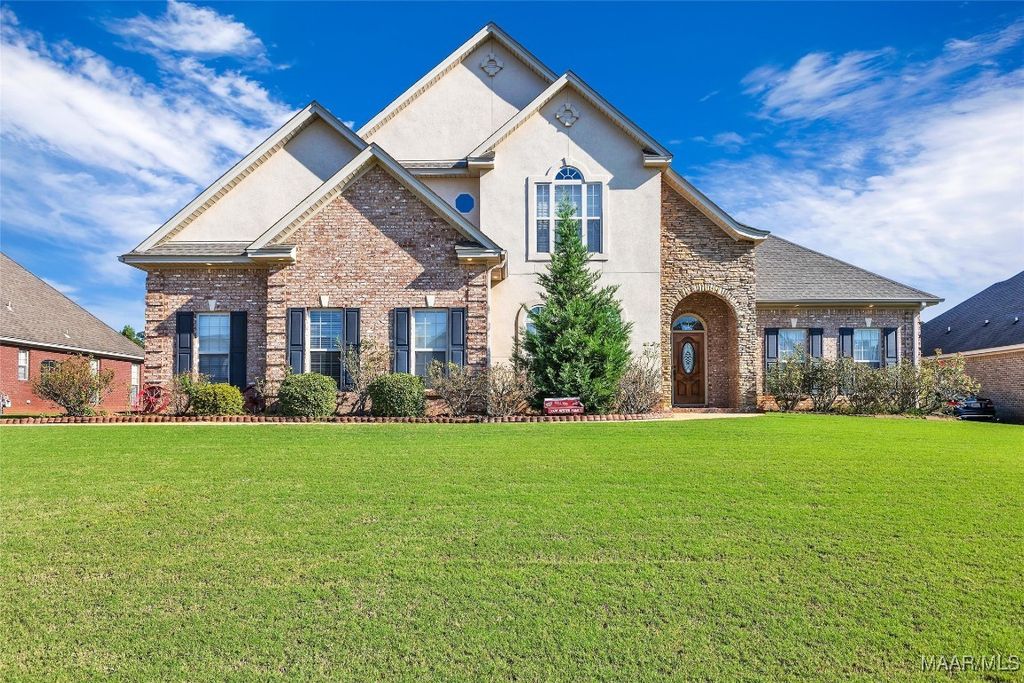 100 Gresham Drive, Millbrook, AL 36054