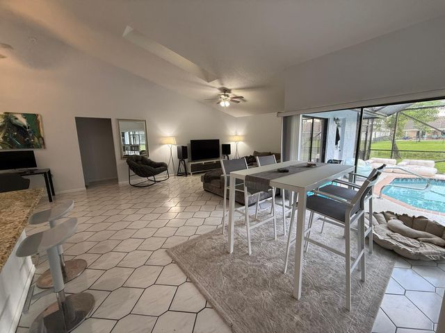 14544 Autumn Avenue, Wellington, FL 33414
