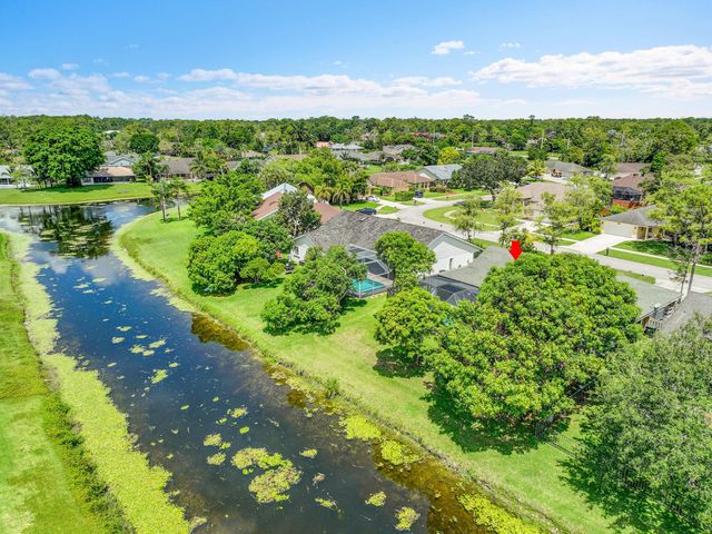 14544 Autumn Avenue, Wellington, FL 33414