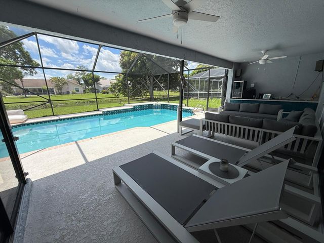 14544 Autumn Avenue, Wellington, FL 33414