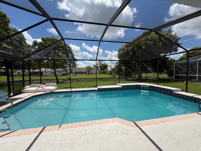 14544 Autumn Avenue, Wellington, FL 33414