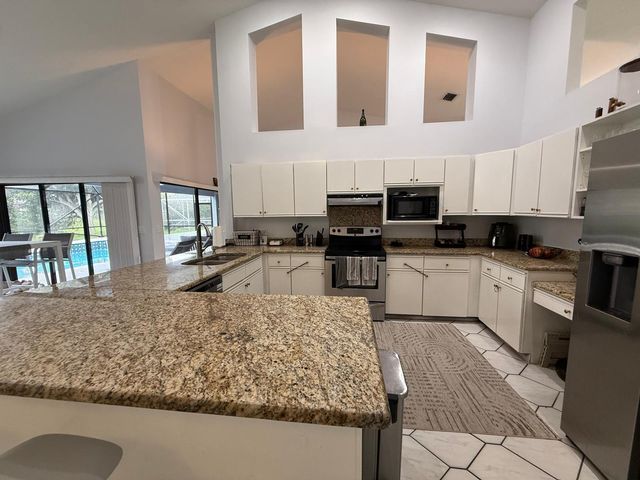 14544 Autumn Avenue, Wellington, FL 33414
