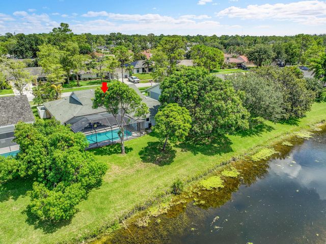 14544 Autumn Avenue, Wellington, FL 33414