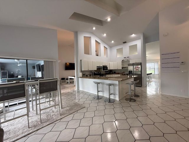 14544 Autumn Avenue, Wellington, FL 33414