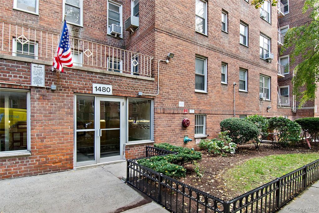 1480 Thieriot Avenue 5M, Bronx, NY 10460 — exterior