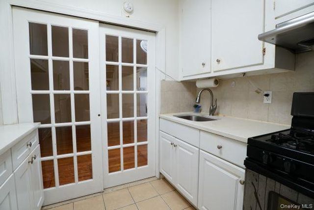 63-45 Saunders Street 3G, Rego Park, NY 11374
