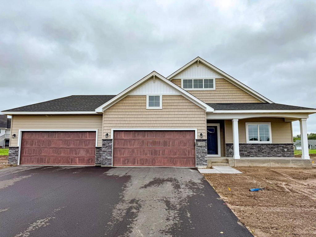 1501 Raccoon Lane, New Richmond, WI 54017