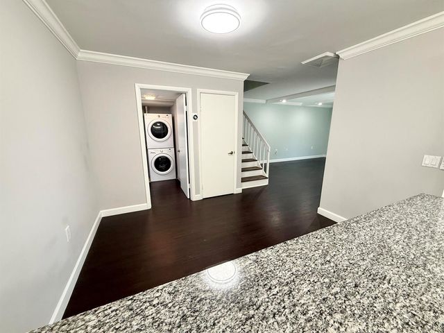 201 2nd Lane, Palm Beach Gardens, FL 33418