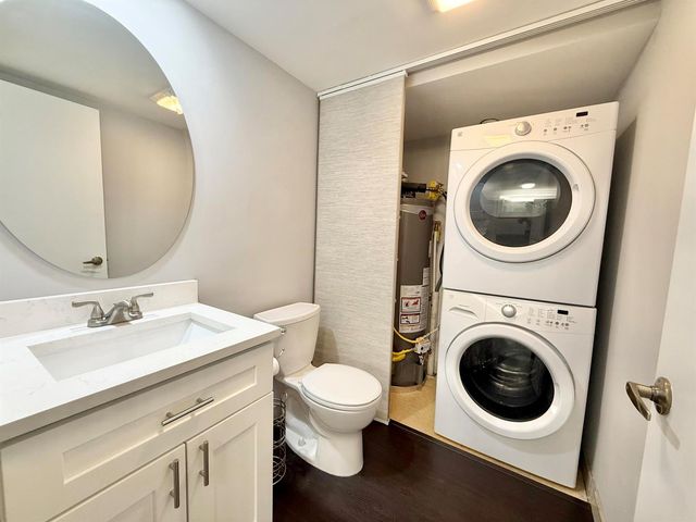 201 2nd Lane, Palm Beach Gardens, FL 33418