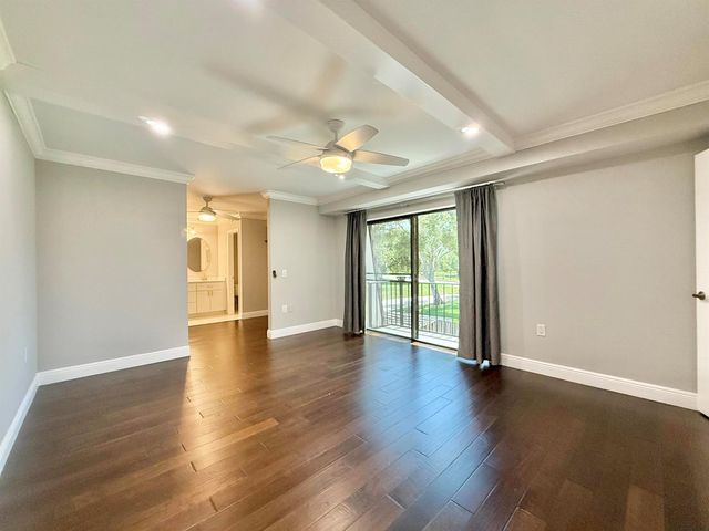 201 2nd Lane, Palm Beach Gardens, FL 33418