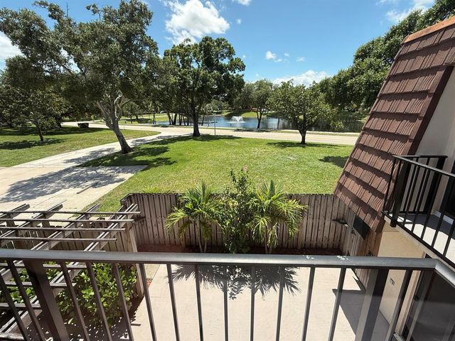 201 2nd Lane, Palm Beach Gardens, FL 33418
