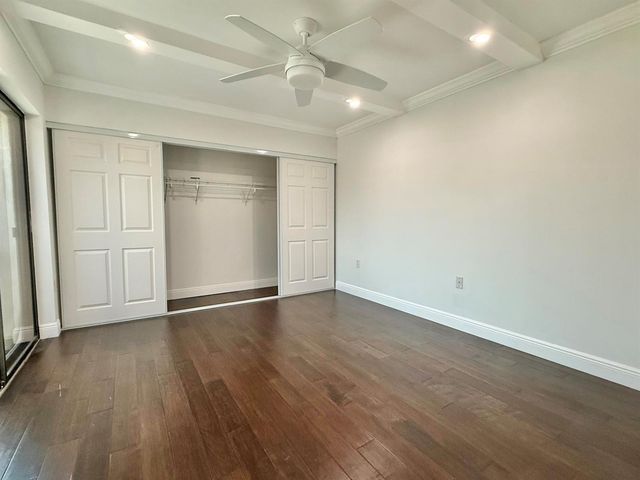 201 2nd Lane, Palm Beach Gardens, FL 33418