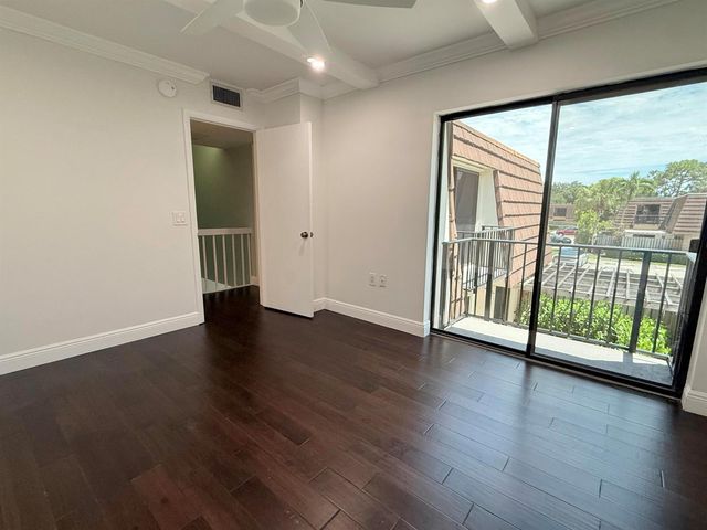 201 2nd Lane, Palm Beach Gardens, FL 33418