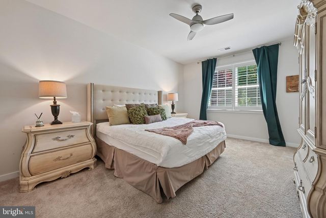 118 CONGRESSIONAL CT, Moorestown, NJ 08057