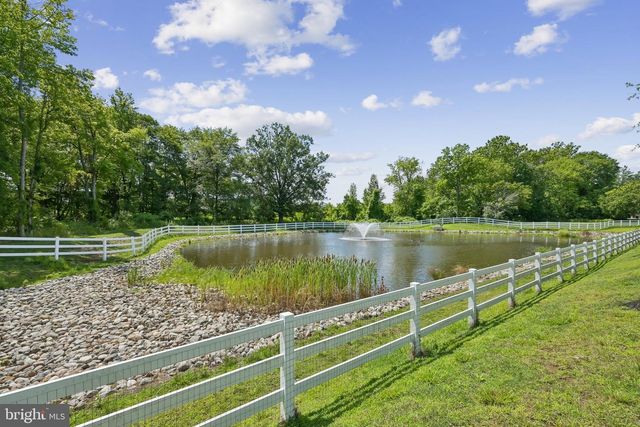 118 CONGRESSIONAL CT, Moorestown, NJ 08057