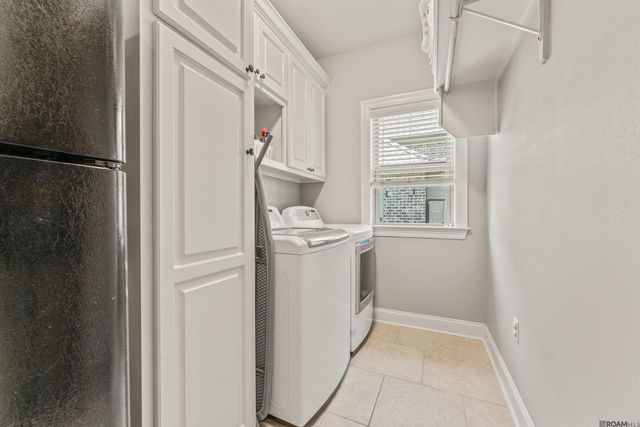 38086 Valley Woods Ct, Prairieville, LA 70769