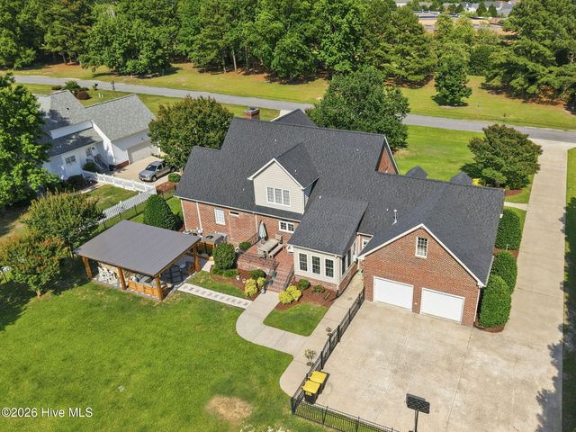 3804 Sterling Trace Drive, Winterville, NC 28590
