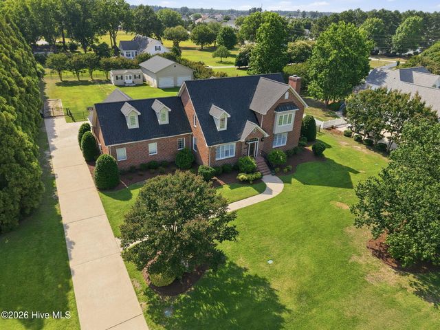 3804 Sterling Trace Drive, Winterville, NC 28590