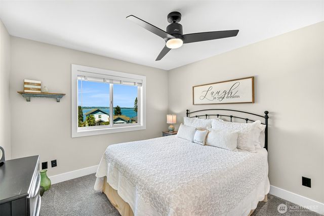 6846 Holeman Avenue, Blaine, WA 98230