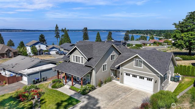 6846 Holeman Avenue, Blaine, WA 98230
