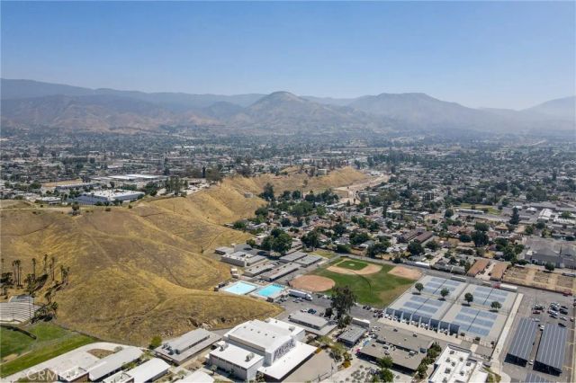6915 Barton Street, San Bernardino, CA 92404