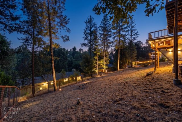 740 Washington Irving Dr, Colfax, CA 95713