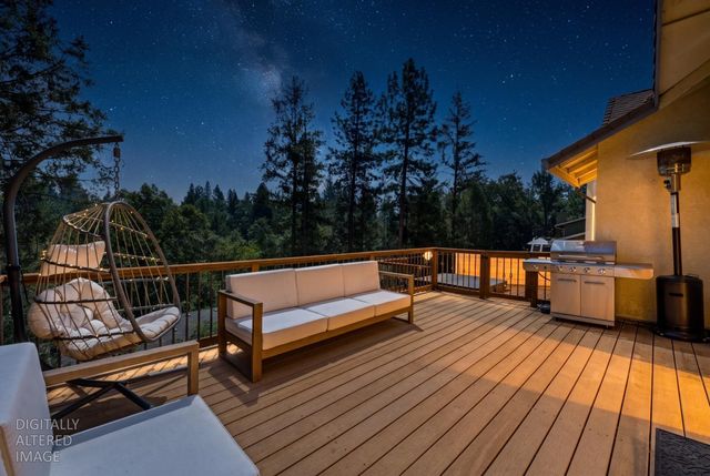 740 Washington Irving Dr, Colfax, CA 95713