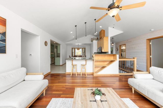 740 Washington Irving Dr, Colfax, CA 95713