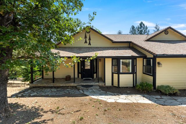 740 Washington Irving Dr, Colfax, CA 95713