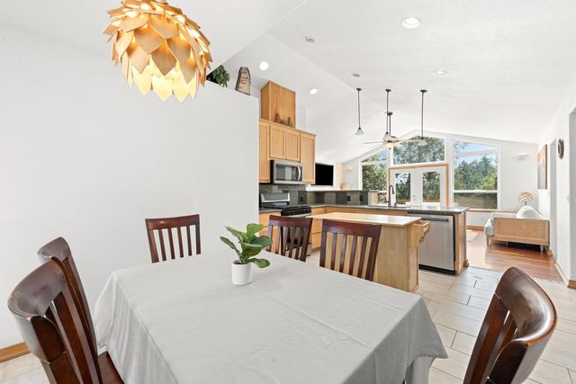 740 Washington Irving Dr, Colfax, CA 95713