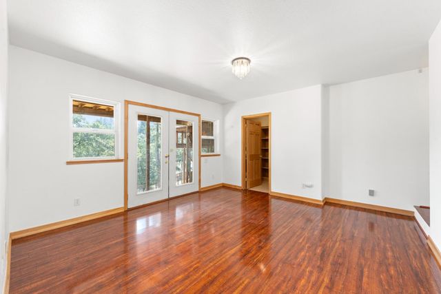 740 Washington Irving Dr, Colfax, CA 95713
