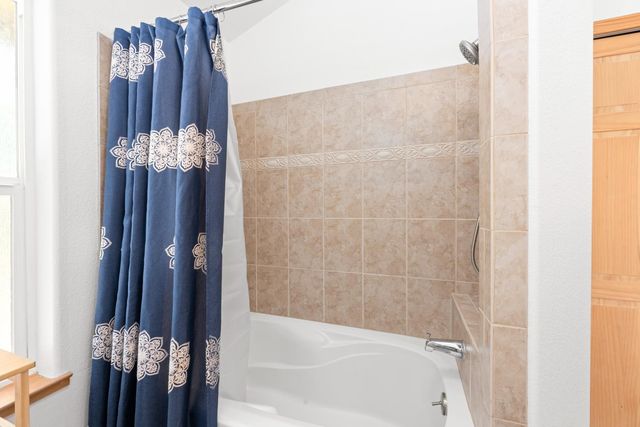 740 Washington Irving Dr, Colfax, CA 95713