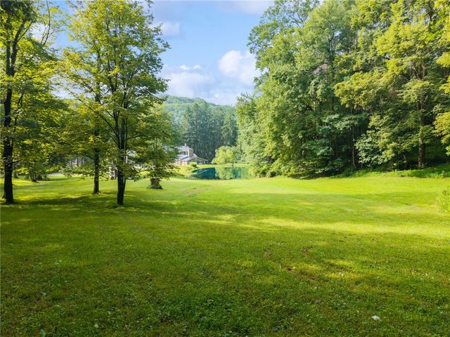 513 Austraw Rd, Ligonier Twp, PA 15658