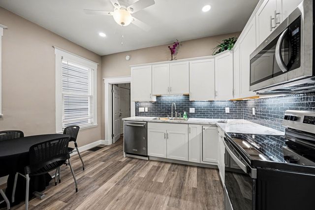 704 W 35th Street, Covington, KY 41015