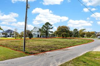 15613 Joan D' Arc Circle, Biloxi, MS 39532