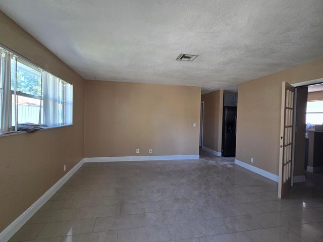 815 Silver Beach Road, Lake Park, FL 33403
