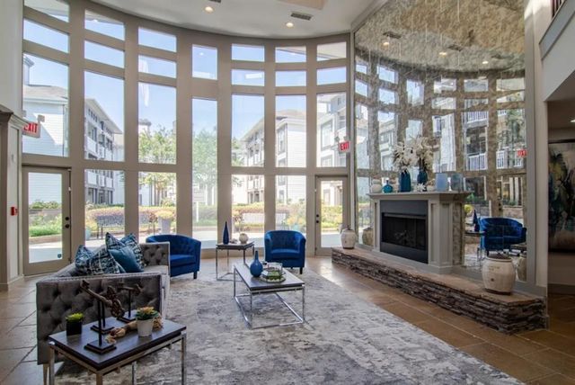 4580 Barclay Drive 221A, Dunwoody, GA 30338