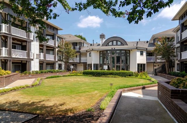 4580 Barclay Drive 221A, Dunwoody, GA 30338