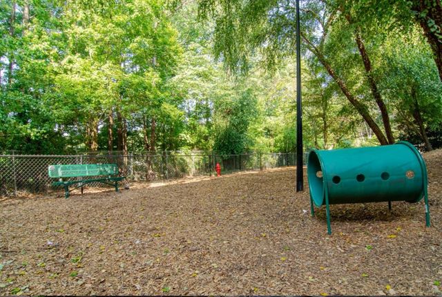 4580 Barclay Drive 221A, Dunwoody, GA 30338