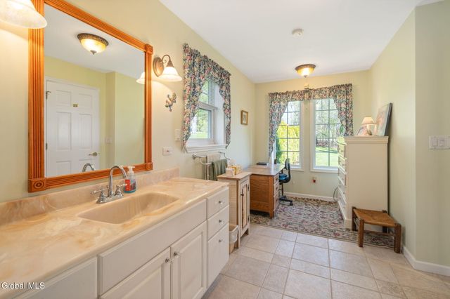 377 Pangburn Road, Rotterdam, NY 12306