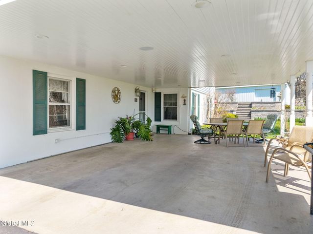 377 Pangburn Road, Rotterdam, NY 12306