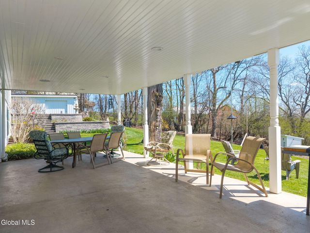 377 Pangburn Road, Rotterdam, NY 12306