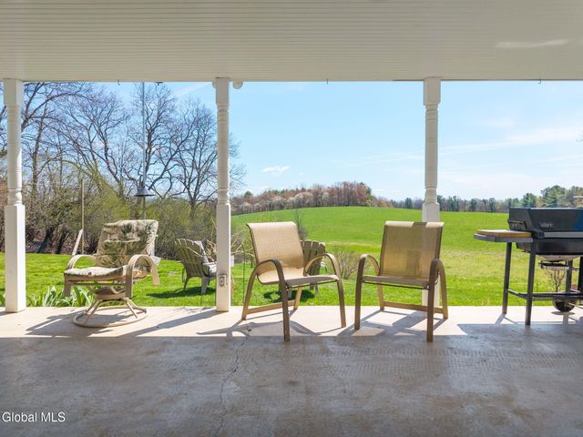 377 Pangburn Road, Rotterdam, NY 12306