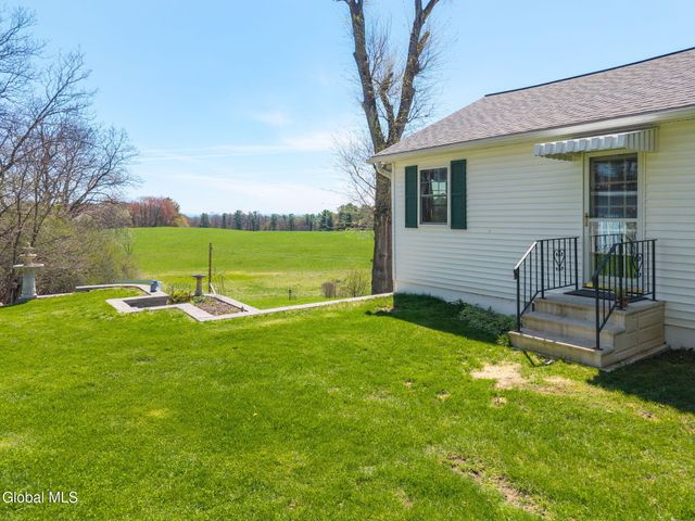 377 Pangburn Road, Rotterdam, NY 12306