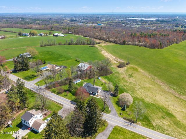 377 Pangburn Road, Rotterdam, NY 12306