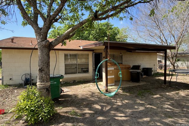 8638 Standing Bear, San Antonio, TX 78242