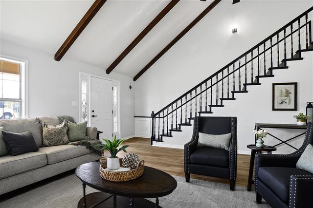 1906 Deepwoods Drive, Lake Charles, LA 70605